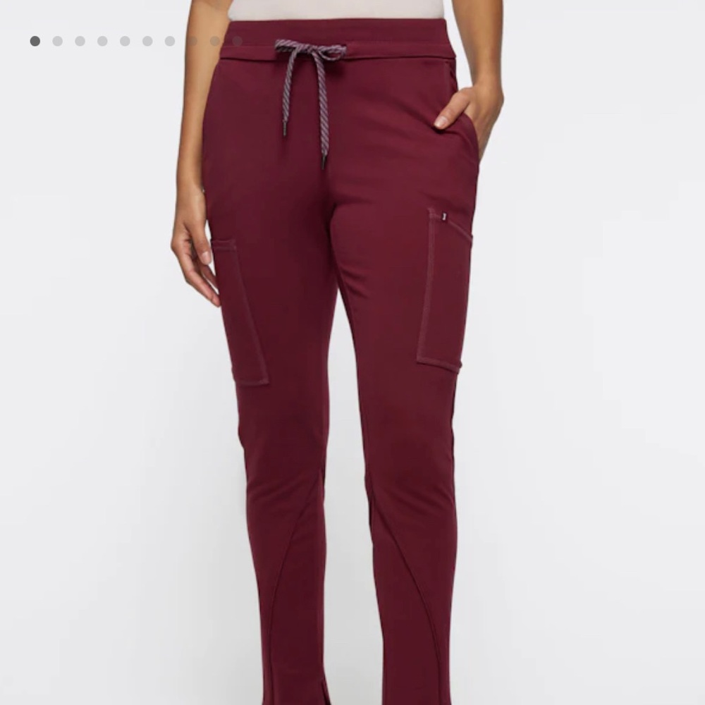 Jaanuu Wine/Burgundy Scrubs